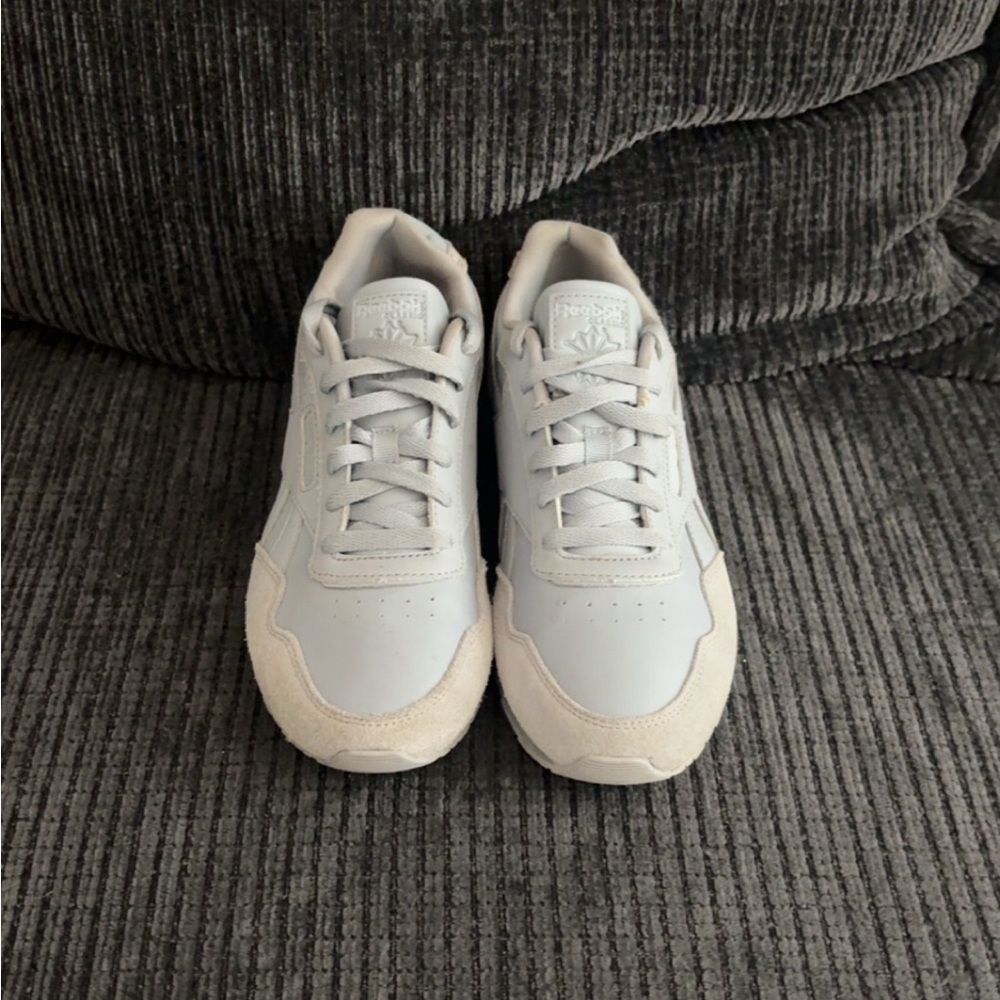 Reebok Women's Sneakers - Light Gray and Cream